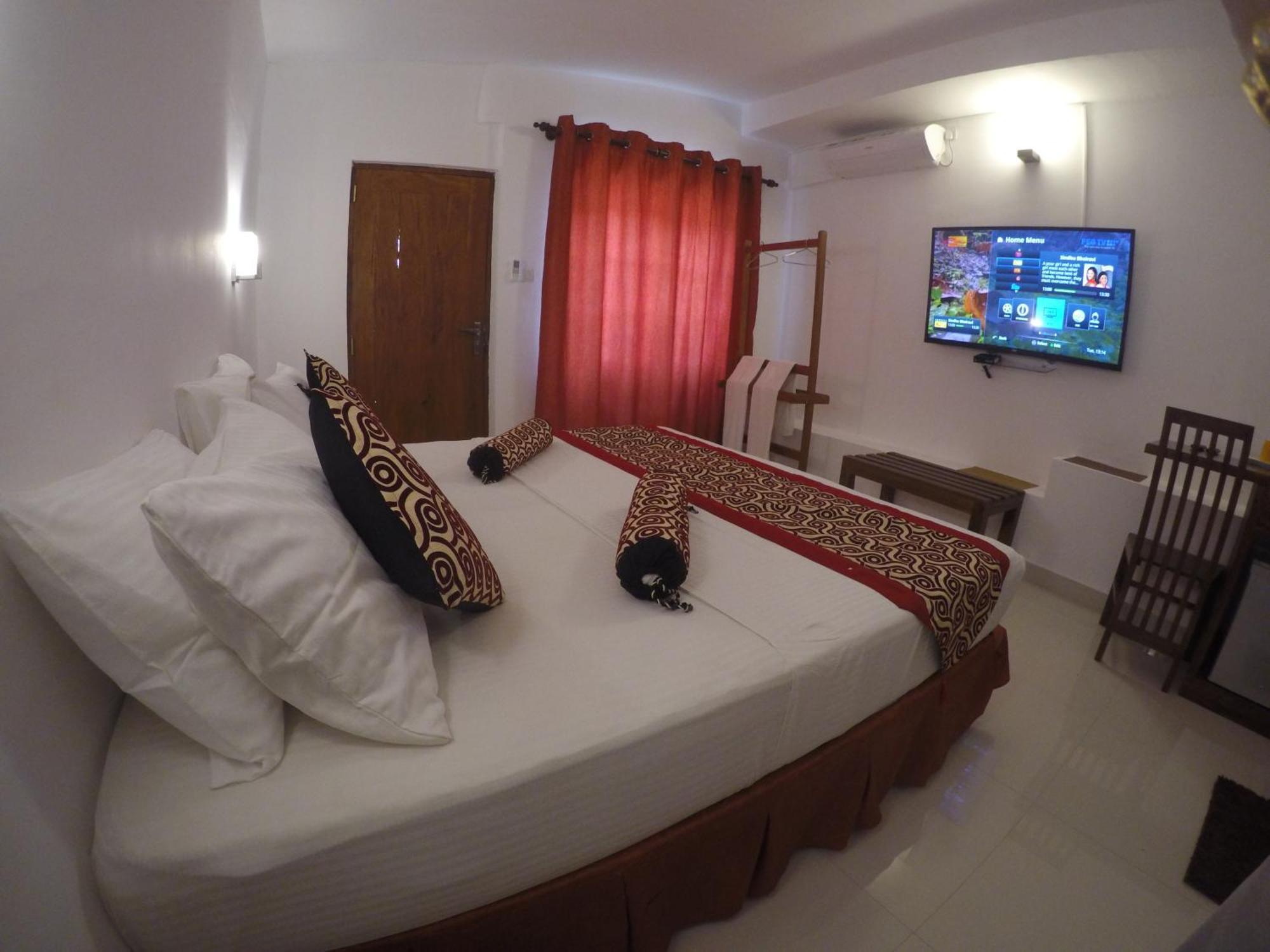 Hotel Sunray Kandy Buitenkant foto