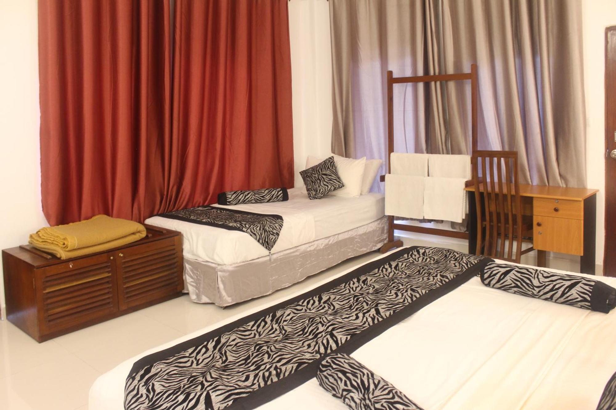 Hotel Sunray Kandy Buitenkant foto