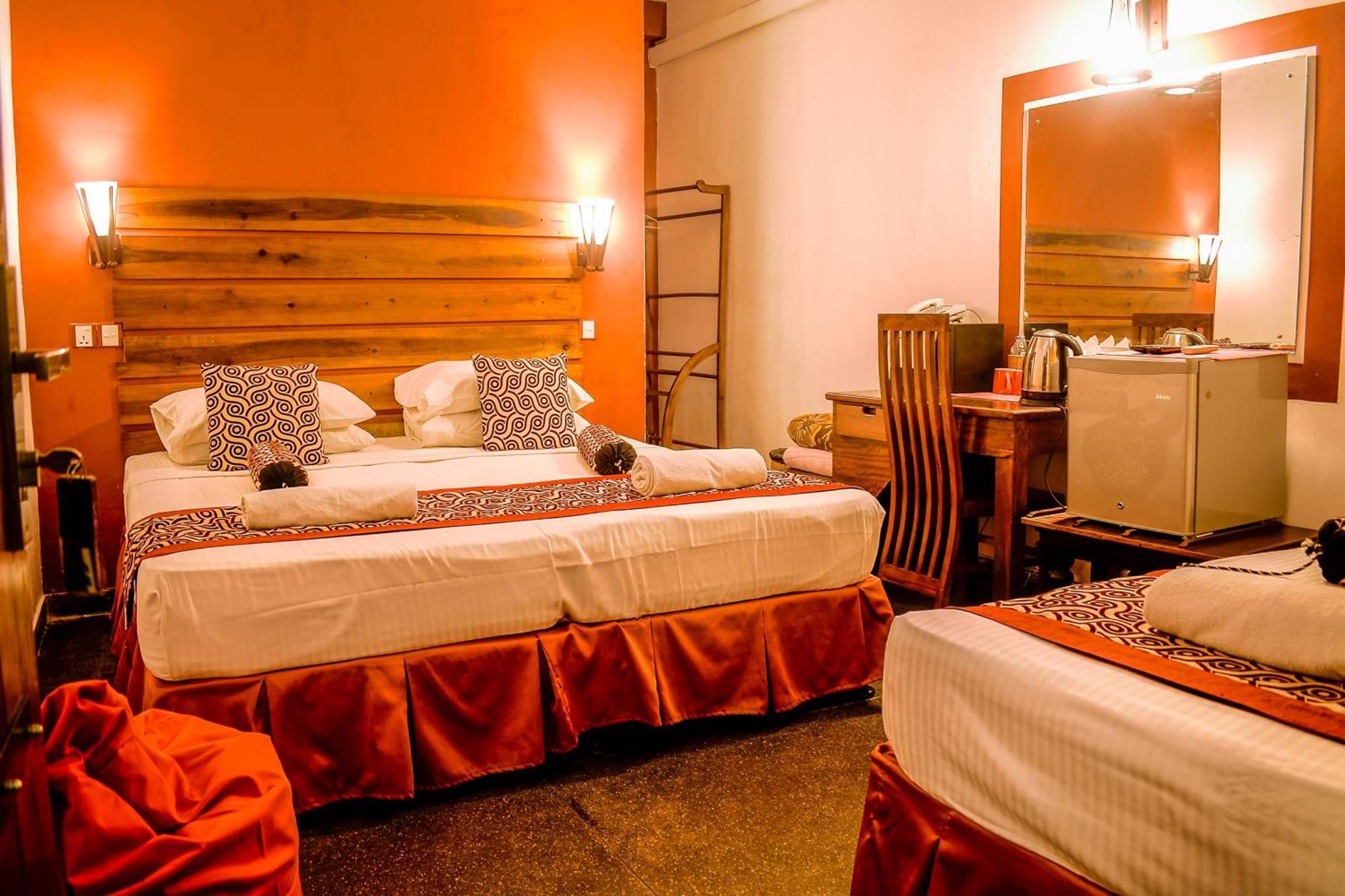 Hotel Sunray Kandy Buitenkant foto